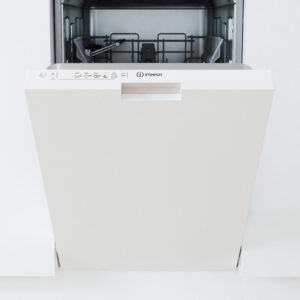 Indesit Lavastoviglie BI 45 cm classe E, 10 coperti, Push&Go, 46 dba